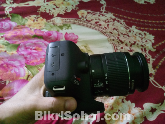 Canon ribel T7